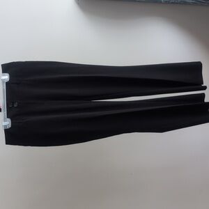 Lightweight black trousers in 2 petite short